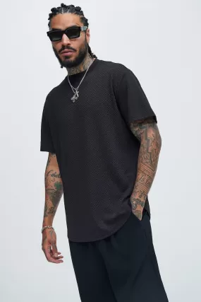 Croydon Textured Knit All Scallop Short Sleeve Tee - Black