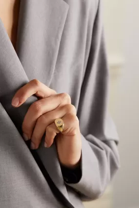 Louise Signet Ring - Yellow Gold